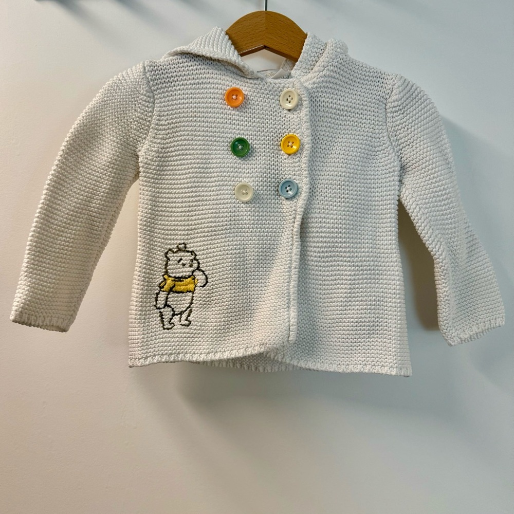 Hanna Andersson Cardigan | Embroidered Pooh with Colorful Buttons | 6-12mos